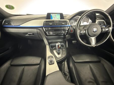 2017-BMW-3-Series-318i-M-Sport-Auto_1