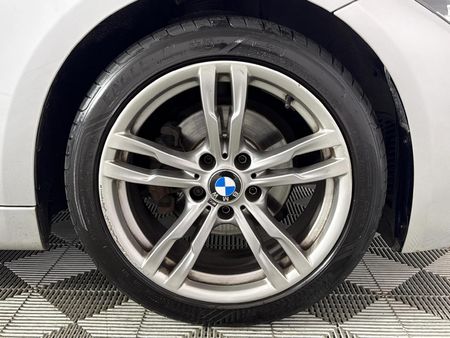 2017-BMW-3-Series-318i-M-Sport-Auto_5