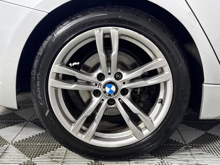 2017-BMW-3-Series-318i-M-Sport-Auto_7