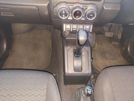 2025-Suzuki-Jimny-15-GLX-AllGrip-5-Door-Auto_18