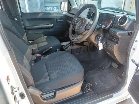 2025-Suzuki-Jimny-15-GLX-AllGrip-5-Door-Auto_21