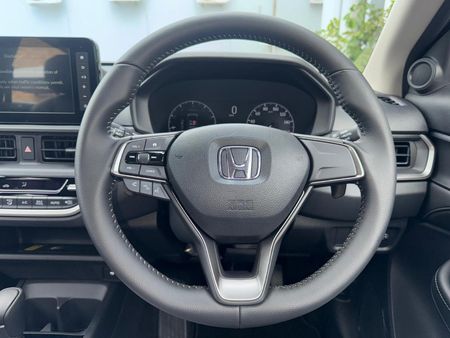 2026-Honda-Elevate-15-Elegance-Auto_13