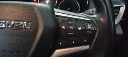2024-Isuzu-D-Max-30-DDI-V-Cross-HR-Auto-Double-Cab_16