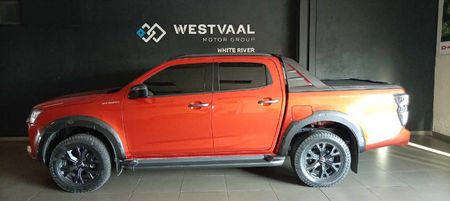 2024-Isuzu-D-Max-30-DDI-V-Cross-HR-Auto-Double-Cab_4