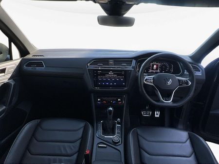 2024-Volkswagen-Tiguan-20-TSI-R-Line-4Motion-DSG-Auto-162kW_10