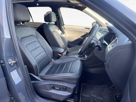 2024-Volkswagen-Tiguan-20-TSI-R-Line-4Motion-DSG-Auto-162kW_13