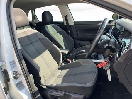 2019-Volkswagen-Polo-10-TSI-Highline-Auto-85kW_13