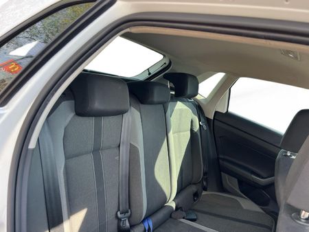 2019-Volkswagen-Polo-10-TSI-Highline-Auto-85kW_14