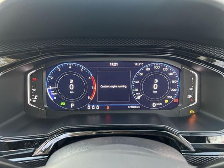 2022-Volkswagen-Polo-10-TSI-Life-Auto-DSG_12