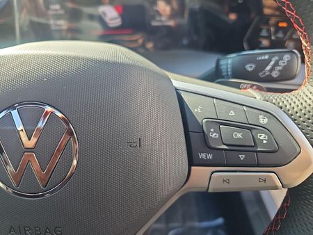 2026-Volkswagen-Golf-8-GTI-20-TSI-DSG_21