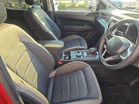 2026-Volkswagen-Amarok-20-BiTDI-154kW-4Motion-Style-Double-Cab_13