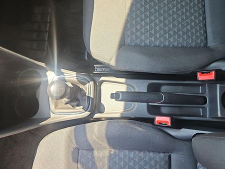 2026-Volkswagen-Polo-Vivo-14-Life_11