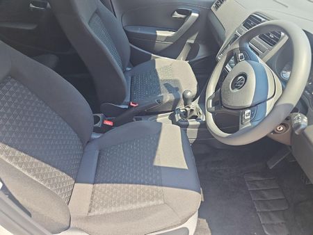 2026-Volkswagen-Polo-Vivo-14-Life_13