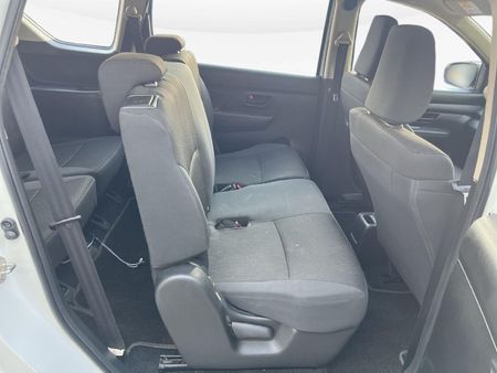 2025-Suzuki-Ertiga-15-GA_14