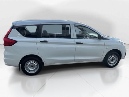 2025-Suzuki-Ertiga-15-GA_7