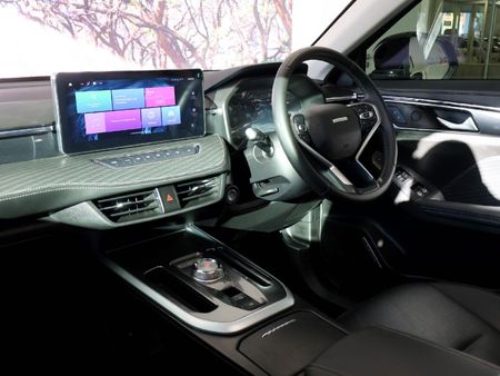 2025-Haval-Jolion-Pro-15-HEV-Ultra-Luxury-DHT_18