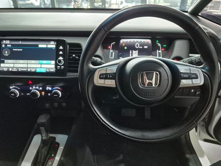 2023-Honda-Fit-15-Elegance-CVT_9