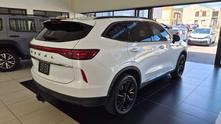 2023-Haval-H6-15T-Hybrid-Ultra-Luxury-DHT_4
