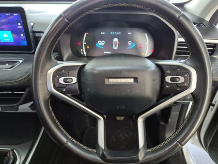 2022-Haval-Jolion-15T-Luxury_10