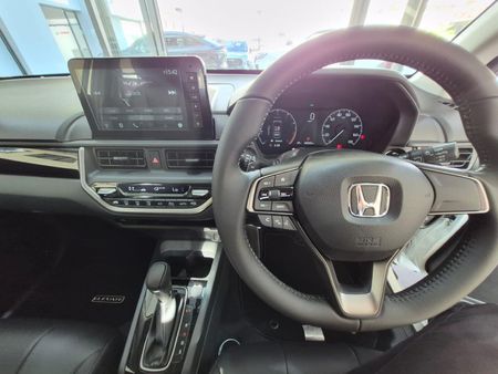 2026-Honda-Elevate-15-Elegance-Auto_7