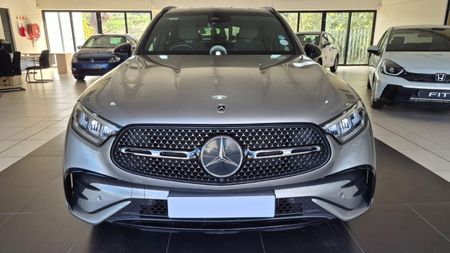 2023-Mercedes-Benz-GLC-300D-4Matic_1