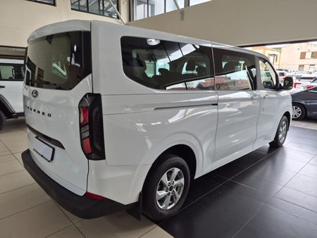 2025-Ford-Tourneo-Custom-20-TDCi-LWB-Trend-Auto_5