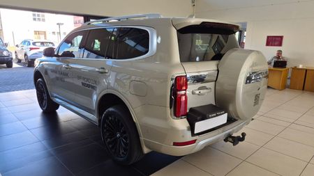 2025-GWM-Tank-500-20T-Ultra-Luxury-Hybrid-4x4-Auto_4