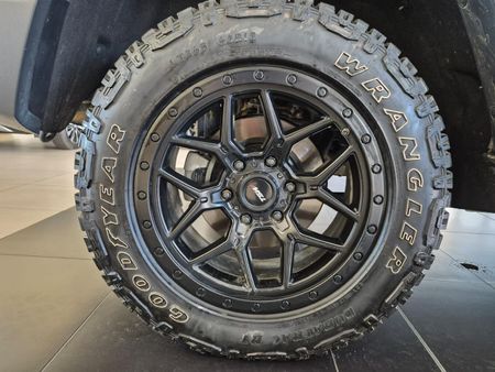 2024-GWM-Tank-300-20T-HEV-Super-Luxury-4x4_11