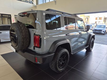 2024-GWM-Tank-300-20T-HEV-Super-Luxury-4x4_2
