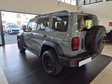 2024-GWM-Tank-300-20T-HEV-Super-Luxury-4x4_4