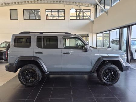 2024-GWM-Tank-300-20T-HEV-Super-Luxury-4x4_5