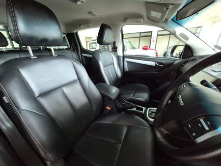 2020-Isuzu-D-Max-300-LX-Auto-Double-Cab_11