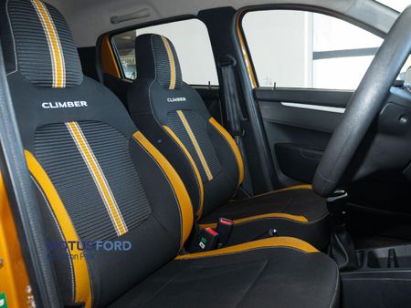 2025-Renault-Kwid-10-Climber_12