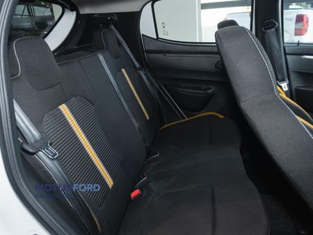 2025-Renault-Kwid-10-Climber_13