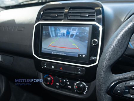 2024-Renault-Kwid-10-Climber_11