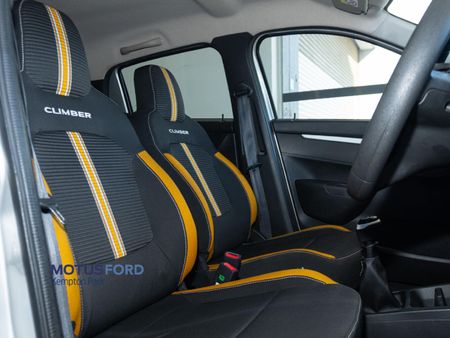 2024-Renault-Kwid-10-Climber_13