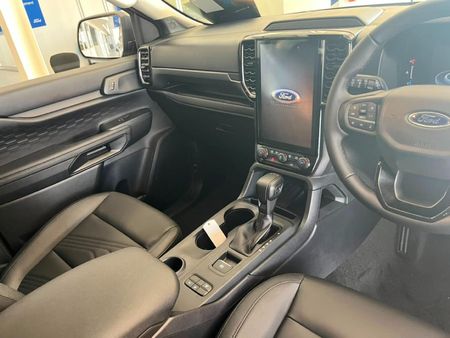 2026-Ford-Everest-20-Sit-Active-Auto_7