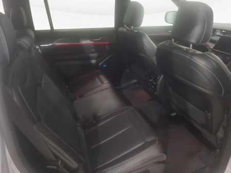 2025-Jeep-Grand-Cherokee-L-36L-Overland_12