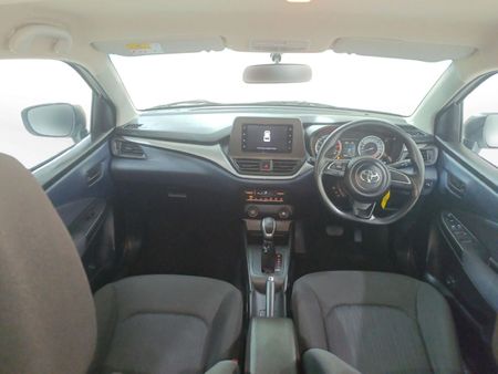 2025-Toyota-Starlet-15-XS-Auto_9