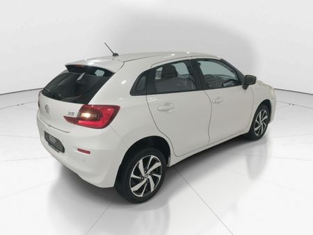 2025-Toyota-Starlet-15-XS-Auto_4