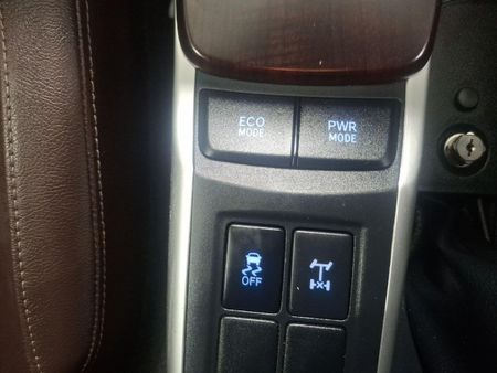 2020-Toyota-Fortuner-28-GD-6-Raised-Body-Auto_19