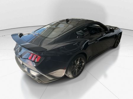 2026-Ford-Mustang-Dark-Horse-Fastback_6
