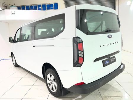 2025-Ford-Tourneo-Custom-20-TDCi-LWB-Trend-Auto_1