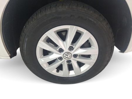 2019-Volkswagen-Kombi-20-TDI-Auto-103kW-Trendline_15