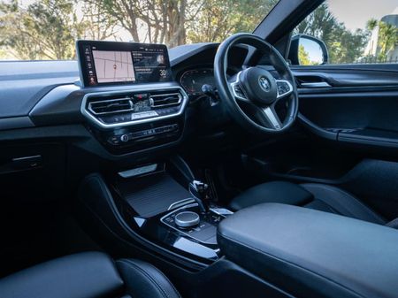 2024-BMW-X4-xDrive20d-M-Sport_12