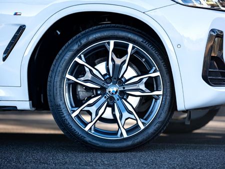 2024-BMW-X4-xDrive20d-M-Sport_19