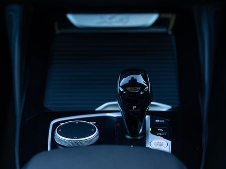 2024-BMW-X4-xDrive20d-M-Sport_23