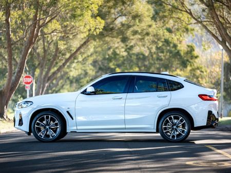2024-BMW-X4-xDrive20d-M-Sport_3