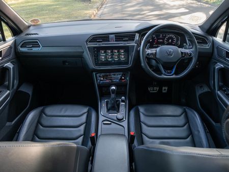 2023-Volkswagen-Tiguan-R-20-TSI-4M-Auto-235kw_10