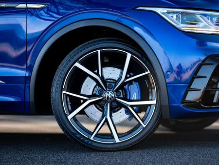 2023-Volkswagen-Tiguan-R-20-TSI-4M-Auto-235kw_15